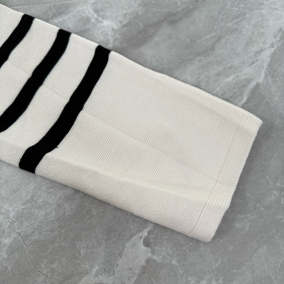 Women’s Uniqlo 3D Knit Seamless Cotton Crew Neck Pullover Striped Sweater Small - Picture 5 of 16